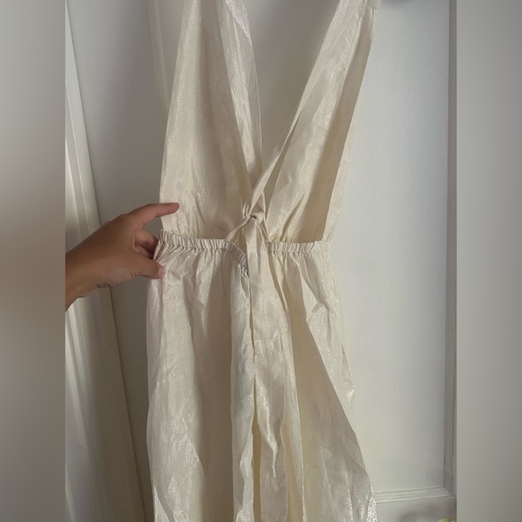 Plunge neck metallic beach dress - Picture 9 of 9